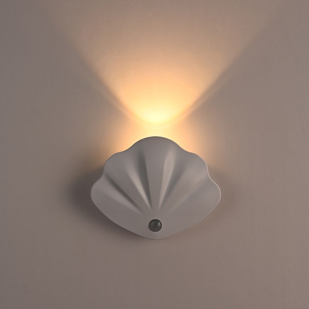 Shell Motion Sensor Night Light